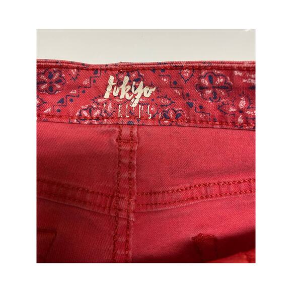 Tokyo Darling Womens Shorts Size 2 Red Bandana Print High Waisted Shorty Shortie - Picture 3 of 7